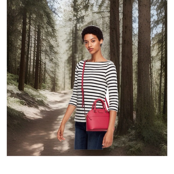 Kate Spade Mini Carli Grove Street Leather Crossbody Purse in Red Carpet w/COA - Picture 3 of 13